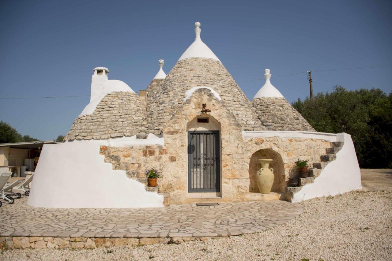 Вілла Trullo Terra Di Alix Остуні Екстер'єр фото