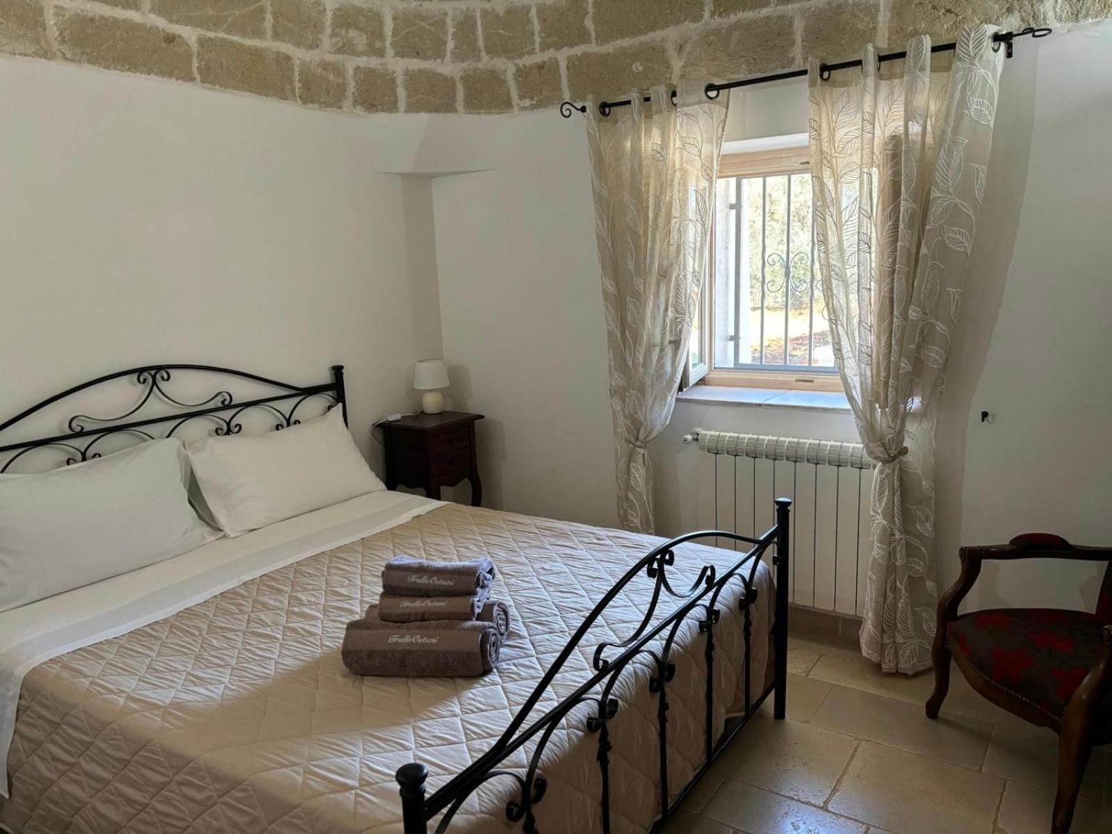 Вілла Trullo Terra Di Alix Остуні Екстер'єр фото