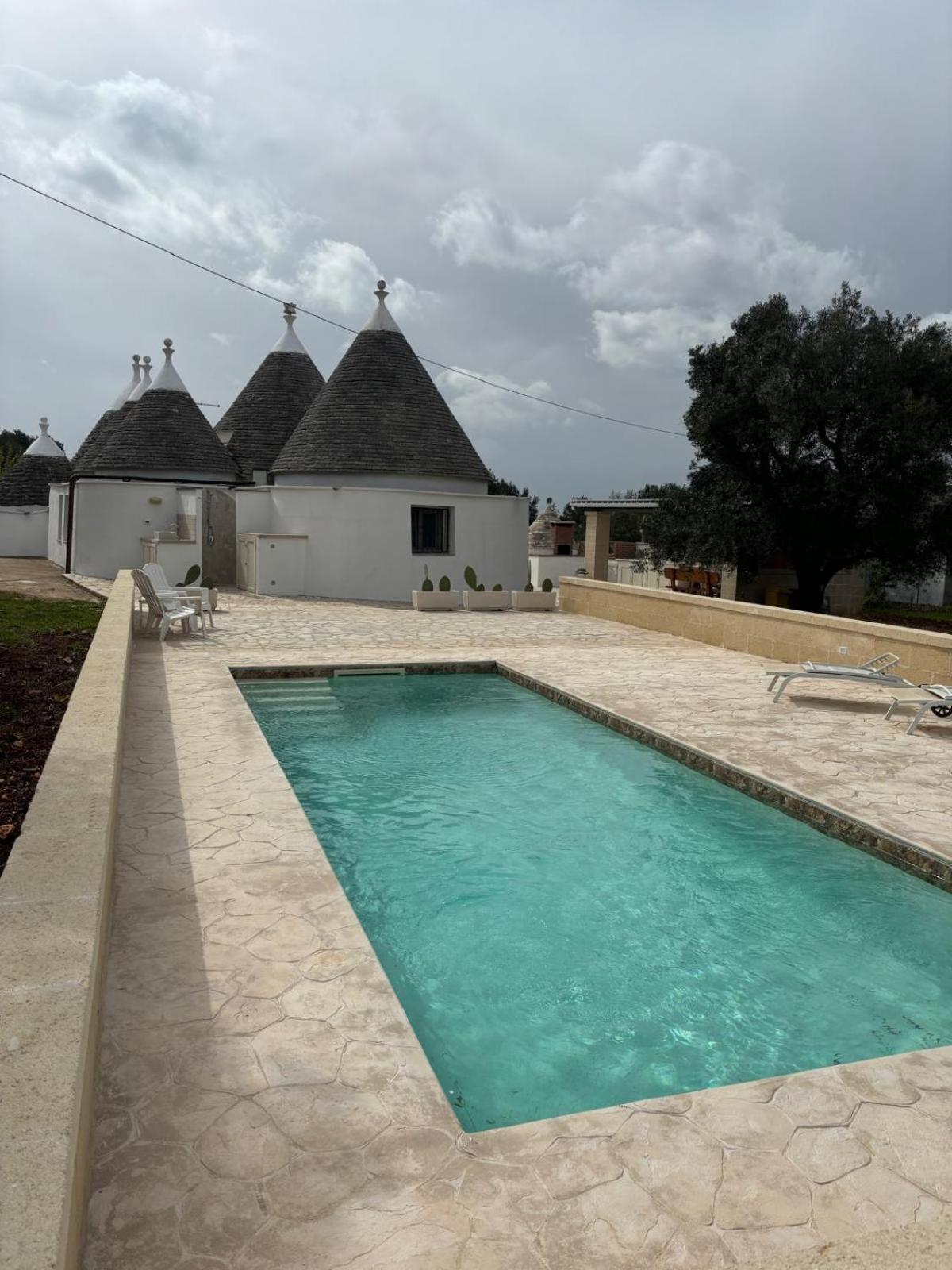 Вілла Trullo Terra Di Alix Остуні Екстер'єр фото