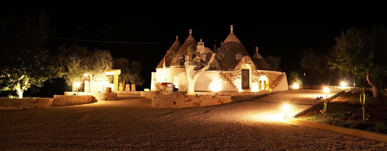 Вілла Trullo Terra Di Alix Остуні Екстер'єр фото